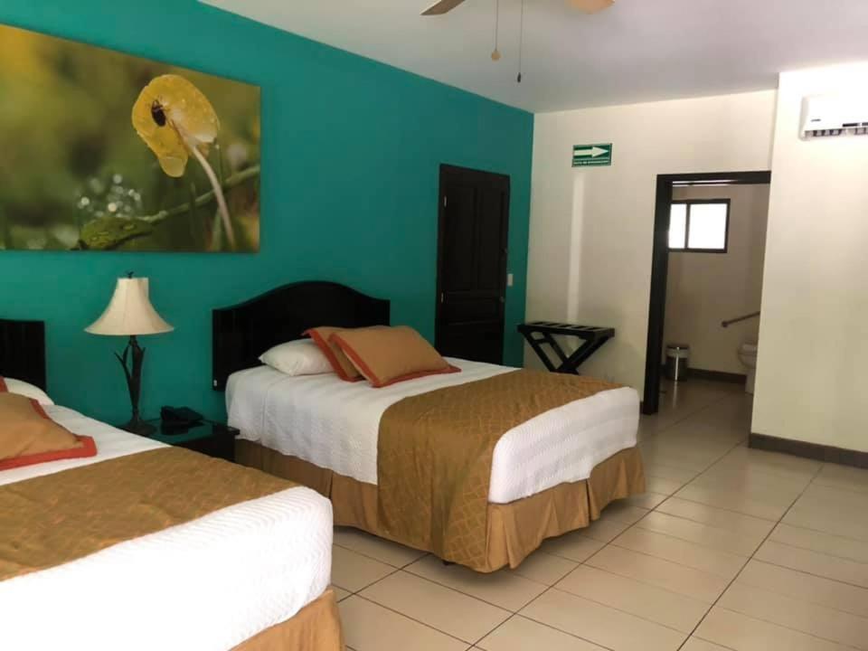 普拉亚埃尔莫萨 Papagayo - Playa Panama酒店 外观 照片