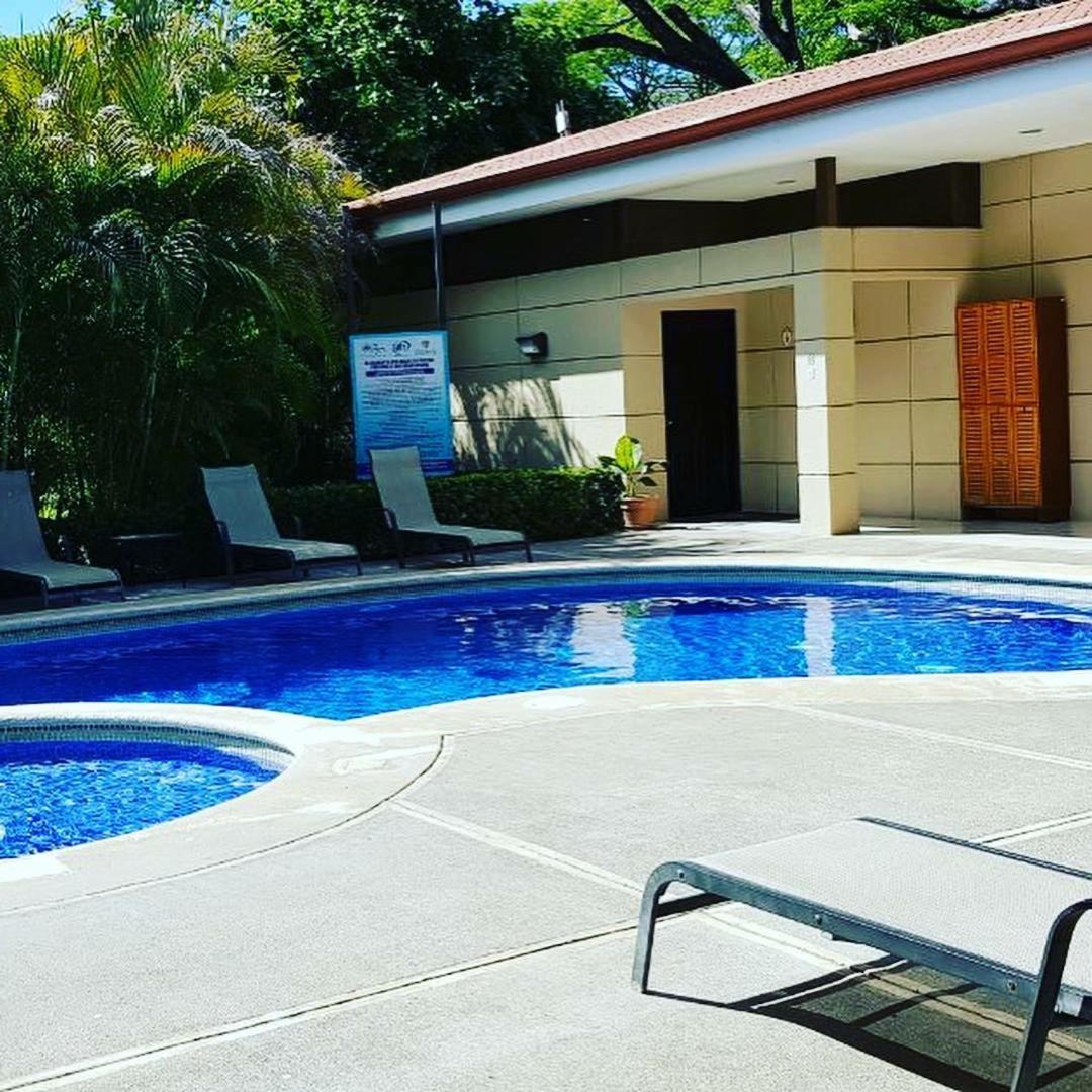 普拉亚埃尔莫萨 Papagayo - Playa Panama酒店 外观 照片